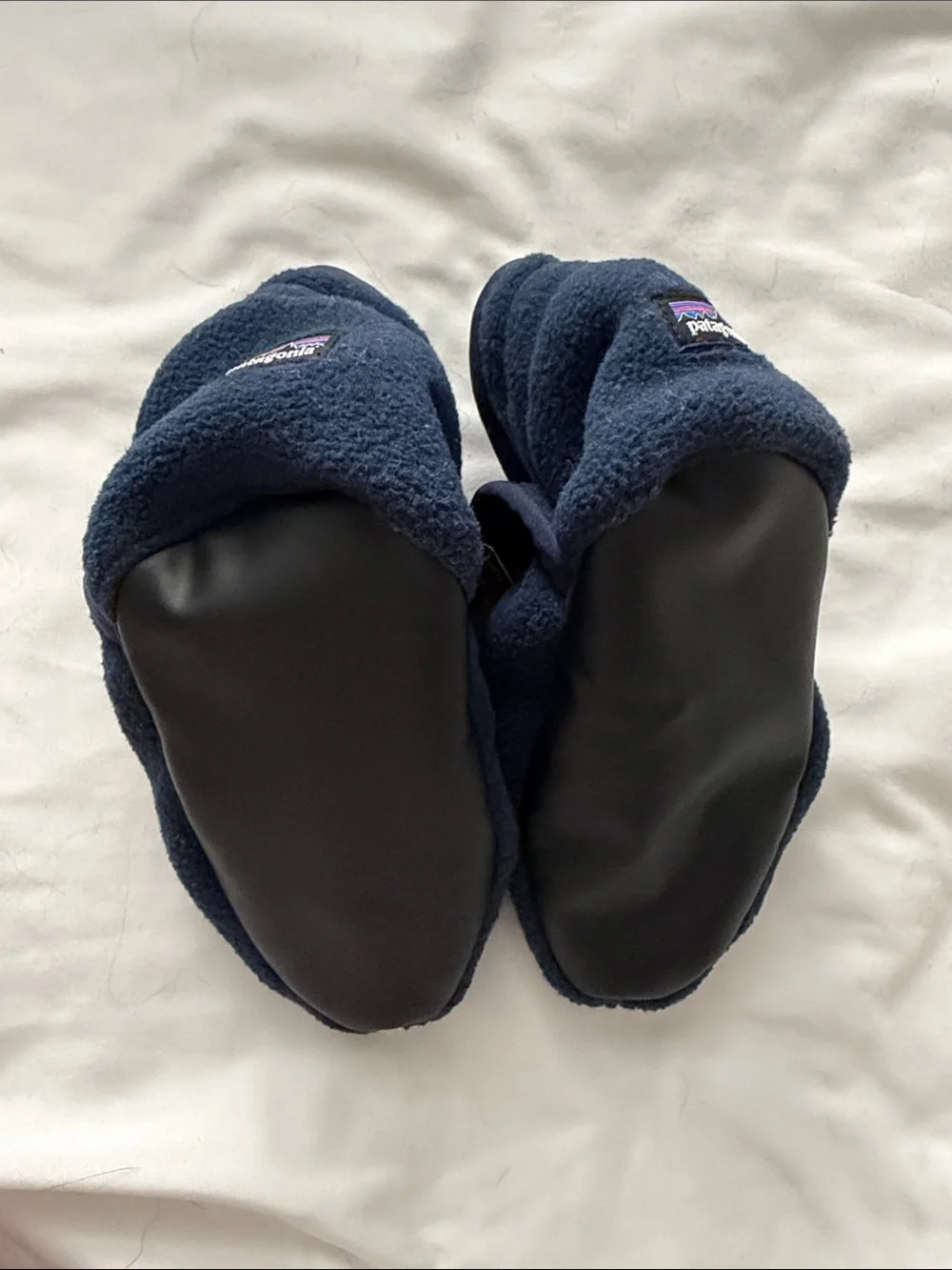 NWT Patagonia Navy Baby Synchilla Fleece Booties